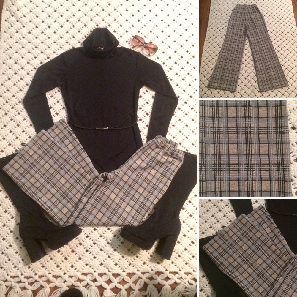 FIRM! Awesome Vintage 70s Knit Bell Pants